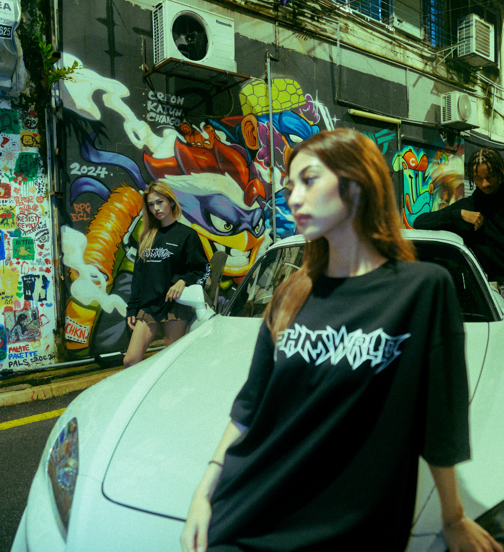 PHMWRLD Logo Tee Black